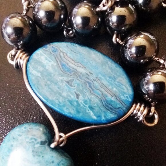 Blue Crazy Lace Agate Heart & Hematite Choker! Calm + Tranquility Heart Necklace - Picture 9 of 14
